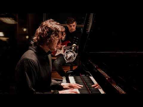 Martin Garrix & Dean Lewis - Used To Love (Acoustic Version)