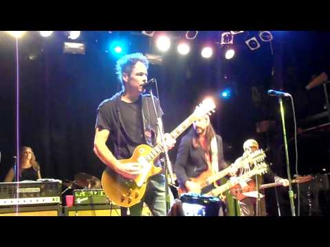 Big Sugar (feat. Ian Thornley) - Medley (live at the Mod Club Toronto 10/20/2011)