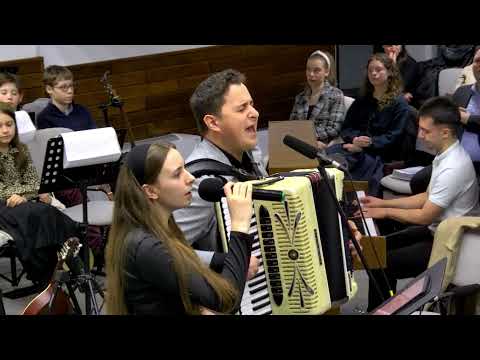 Biserica Penticostala Elim, Piatra Neamt | Seara de evanghelizare-Marius Pop & Fam. Iovu