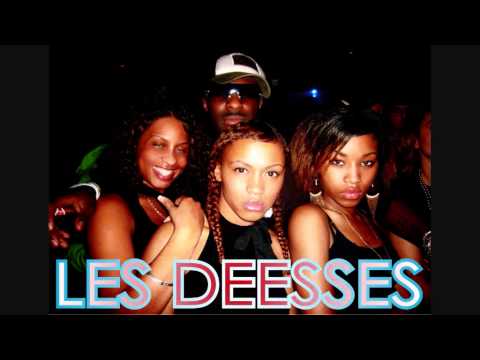 Les Deesses - On A Change