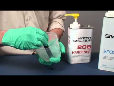 West System 105A Epoxy Resin with 205A Fast Epoxy Hardener and 300 Mini Pumps Set