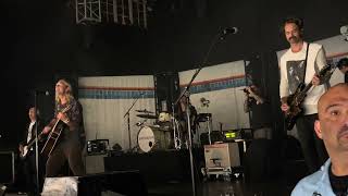 SWITCHFOOT Performs ON FIRE After Introducing Drummer Chad Butler with Sing Along at House of Blues