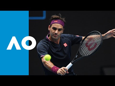 Roger Federer defeats Steve Johnson in style (1R) | Australian Open 2020