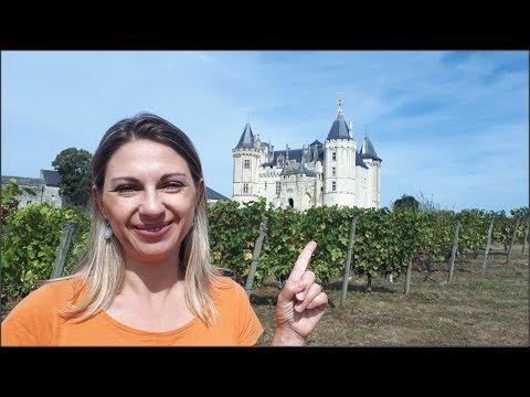 VLOG A SAUMUR : on se promène dans le centre-ville et on visite le château 🏰