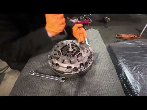 self adjusting clutch reset without fancy tools