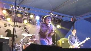 Ween &quot;Touch My Tooter&quot; (live) @ Stone Pony 5-25-03