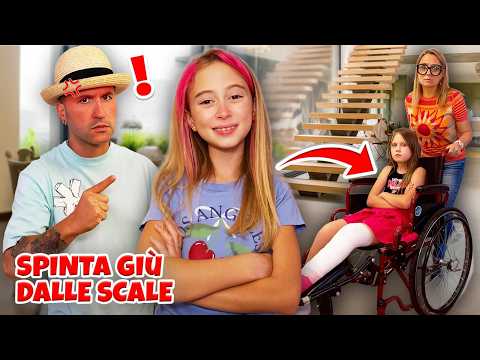 GIORGIA LITIGA CON LA CUGINA CATTIVA LA SPINGE CADE E SI ROMPE LA GAMBA!