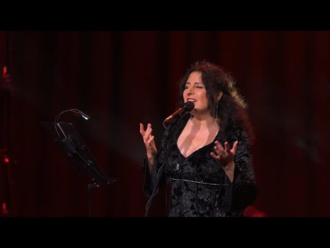 ZMIERZCH - wiersz: BOLESŁAW LEŚMIAN, muzyka i śpiew: ANNA RIVEIRO, piano-Anna Hajduk, bas-Michał Zuń