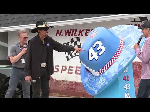RICHARD PETTY MONUMENT HAT UNVEILED AT NORTH WILKESBORO SPEEDWAY