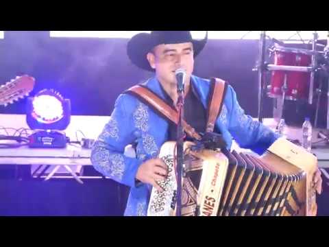 Los Huracanes del Norte - Nada Contigo (En Vivo)