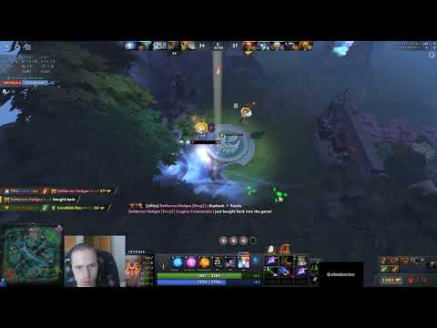 Topson's Invoker with the amazing sunstrike at the enemy base and killed the Gyro