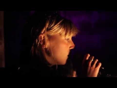 Belako - Mum (Official Music Video)