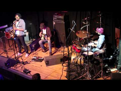 Chris Dave & The Drumhedz Live In Manchester UK '13