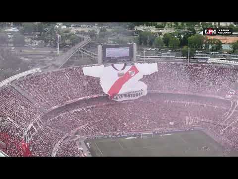 "RECIBIMIENTO MONUMENTAL | VISTA AÉREA ✈️⚪" Barra: Los Borrachos del Tablón • Club: River Plate