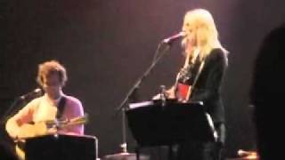 Aimee Mann and Ben Lee - Walking On A Dream (Empire of the Sun cover)