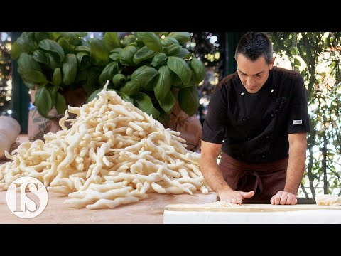Trofie al pesto: la ricetta originale del ristorante da O' Vittorio con Federico Bisso