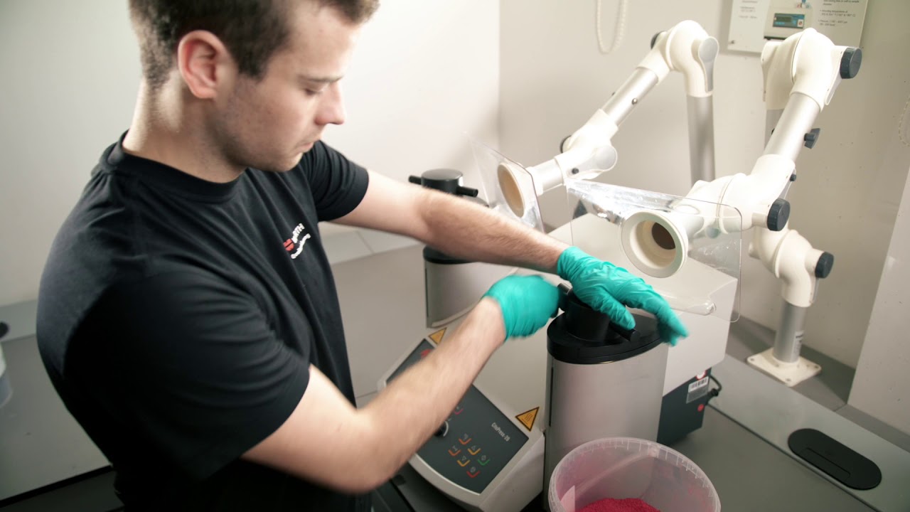 Sample preparation in the accredited test laboratory