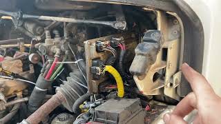 Freightliner M2 Flashing signal lights