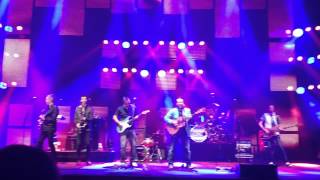 Barenaked Ladies and Colin Hay perform &quot;Who Can It Be Now?&quot;