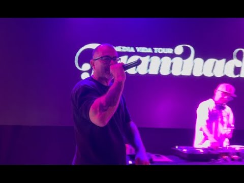 Juaninacka - Conmigo o Contra Mi (En Vivo Bogotá)