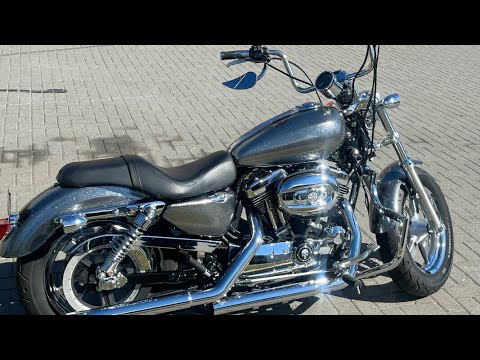 2014 Harley-Davidson Sportster 1200 Custom