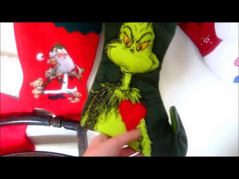 VLOGMAS | 12/13/2011 | CHRISTMAS DECORATIONS & TREE