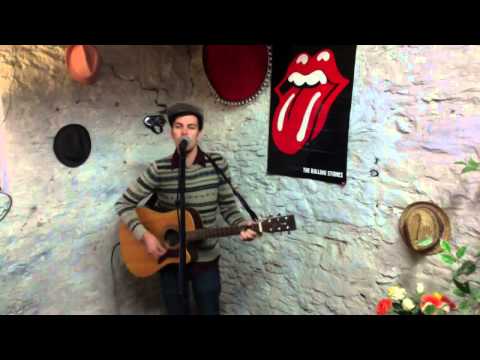 Live Singers For Hire Dorset, Somerset, Wiltshire in the South West and UK-Wide - Daniel Pellatt