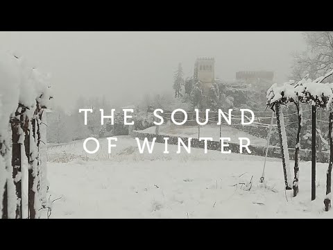The sound of winter (snowfall in a village in Veneto)