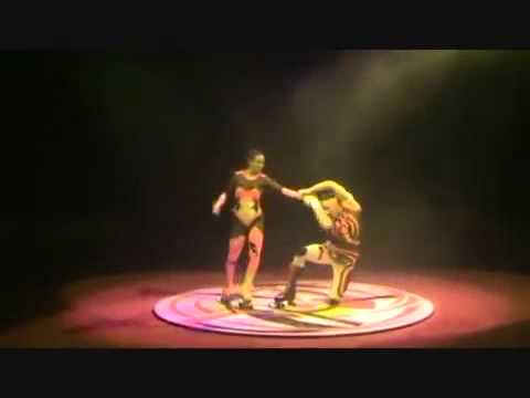 Roller skating act by Ivan & Kristina - 504 www.selviart.com