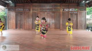 Download lagu Tari Rampak Anak | Sanggar Tari Candra Kirana Surakarta #Viral #Trending #Zaracute #Zarakenzo mp3 Download lagu Tari Rampak Anak | Sanggar Tari Candra Kirana Surakarta #Viral #Trending #Zaracute #Zarakenzo mp3