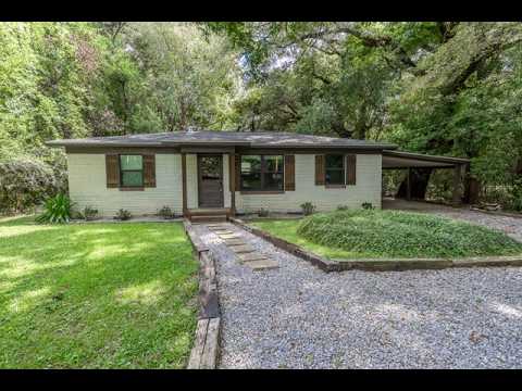 PRICE LOWERED! Charming 2-Bedroom Cottage Near Downtown Fairhope property video