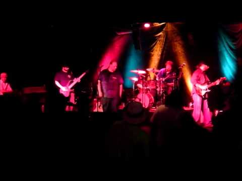 The Jason Dixon Line @ Famous Daves 5-18-2013 - - - Whipping Post