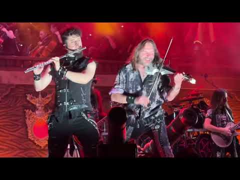 Mägo de Oz - Bandera Negra @Madrid. Diabulus in Opera II. 26-04-2025. ABI