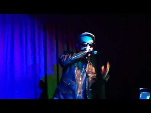 Do It For The Fans Show Busan - Zion.T - Click Me & Umm Ahh