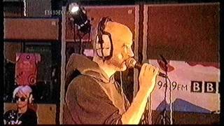 Moby, The Sky Is Broken, live on the BBC 2000.MPG