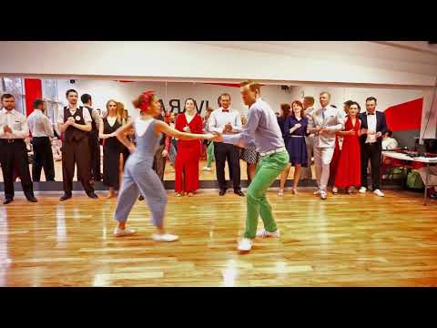 В класс финал слоу Зазнов Дмитрий - Диканова Надежда