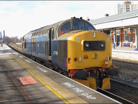 THRASH & TONES 37422 56094 60039 60087 66 68 70 DMU EMU RAILFREIGHT STOCKPORT JANUARY FEBRUARY 2021