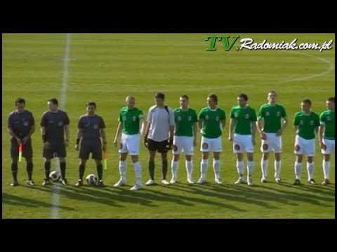 Radomiak Radom - Narew Ostrołęka. III liga sezon 2010/2011 cz. 1.
