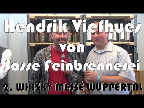 Hendrik Viefhues von der Sasse Feinbrennerei auf der 2. Whisky Messe Wuppertal