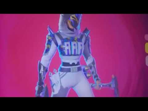 looking at the chapter 6 new skins (cool)