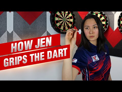Answering your burning questions: how does Jen grip the dart?