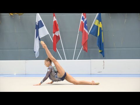 Aurora Arvelo ball 2020-03-07