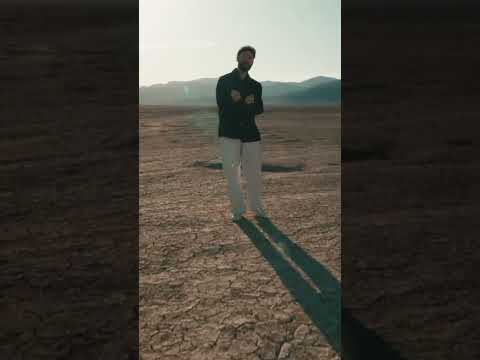 We’ve shared 6 songs from my new album ‘Avenoir’ Which one’s your favourite? X #myworld #calumscott