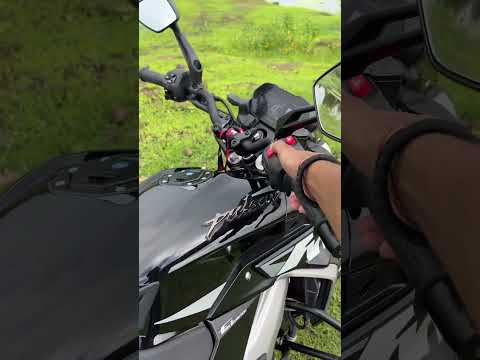 Thumbnail for Pulsar NS400z Exhaust sound 💥💥🔥🔥 #ns400 #exhaustsound #biggestpulsar