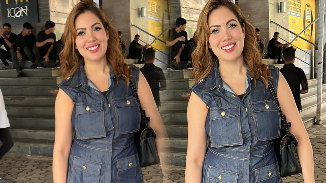 Munmun Dutta Papped In Town
