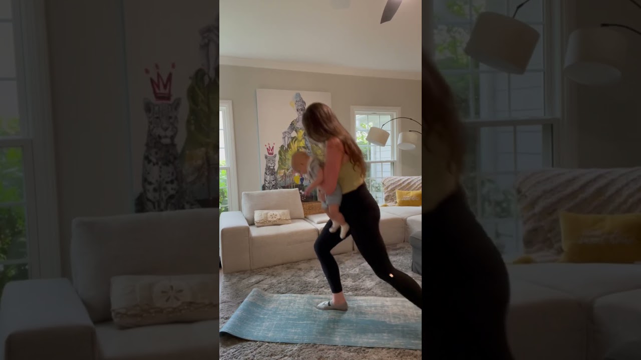 Mama + Son Workout 🩵 #dietitian #trainer #fitmama #babyworkout #newmom