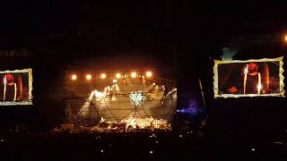 Desnudo para siempre (o Despedazado por mil partes)-La Renga en Huracán