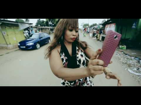 Ronaldo R9 - Nelly Selfie