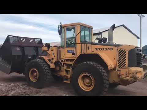 2003 Volvo L120E with 11.5 yd Roll-Out Bucket