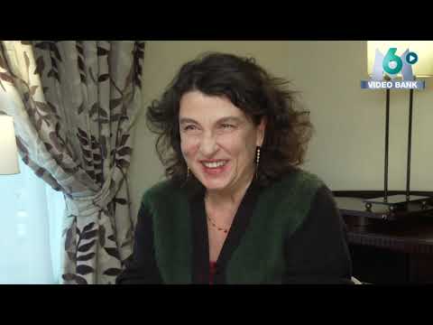 Extrait archives M6 Video Bank // Archives - M6VIDEOBANK - Itw "La Bonne Épouse"